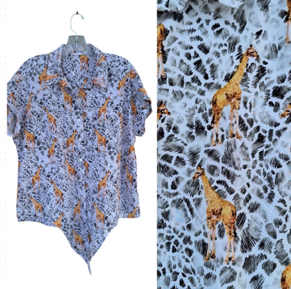 Jane + Delaney Women's Giraffe print Tie front Short Sleeves Shirt Blouse Top XL